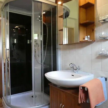 Haus Daheim アパート *