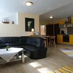 Haus Daheim شقة